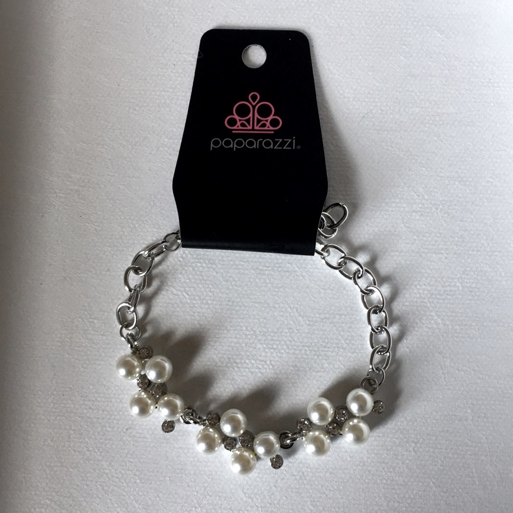 Paparazzi bracelet with silver, pearl accents